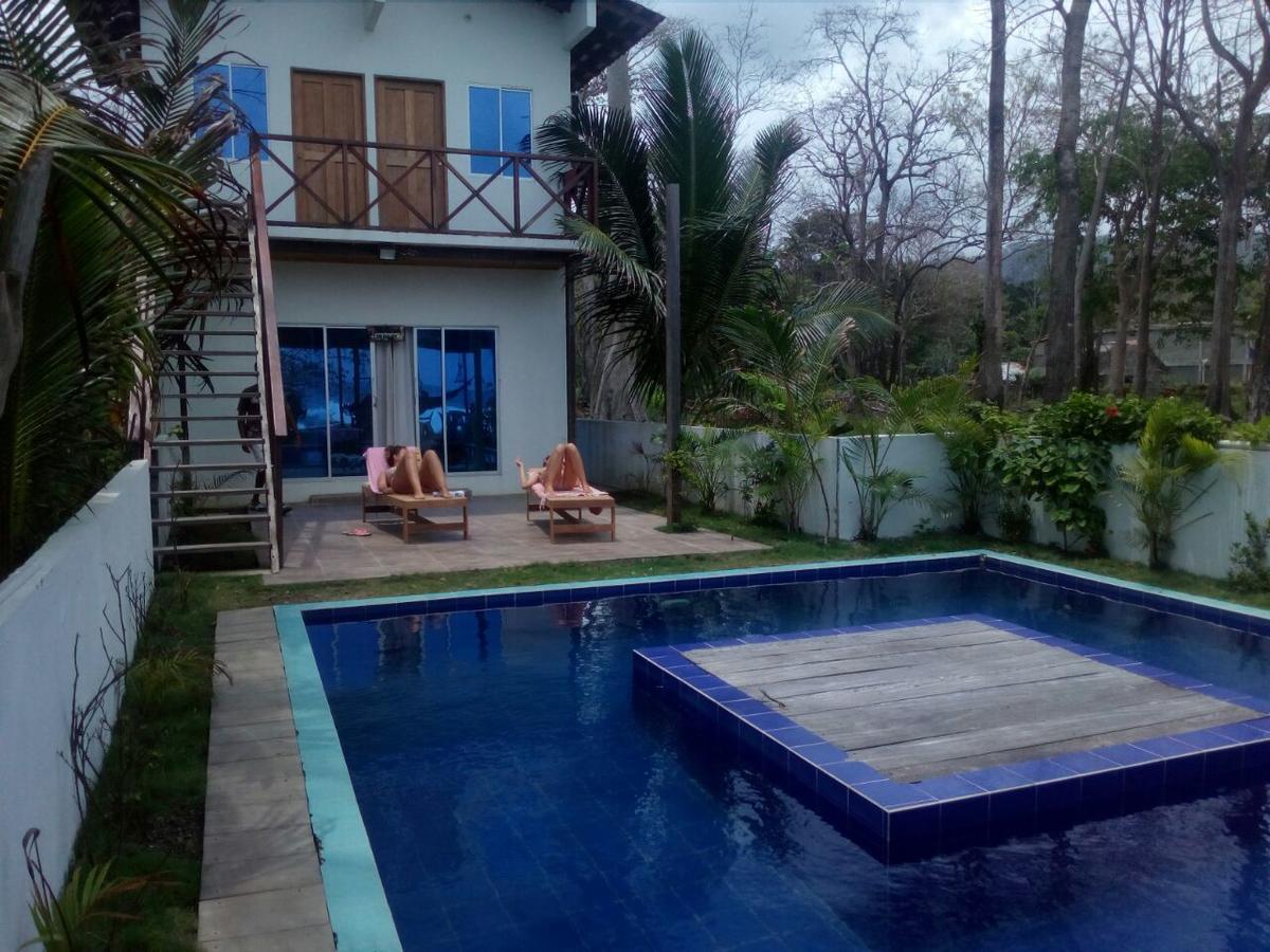 Hostal Hilltop Capurgana Exterior photo