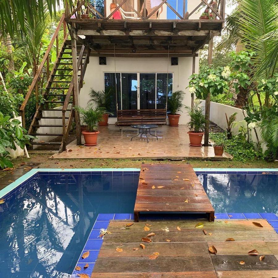 Hostal Hilltop Capurgana Exterior photo